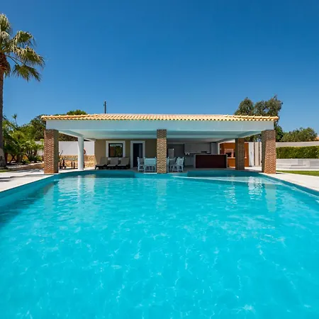 Quintinha Da Balaia Villa